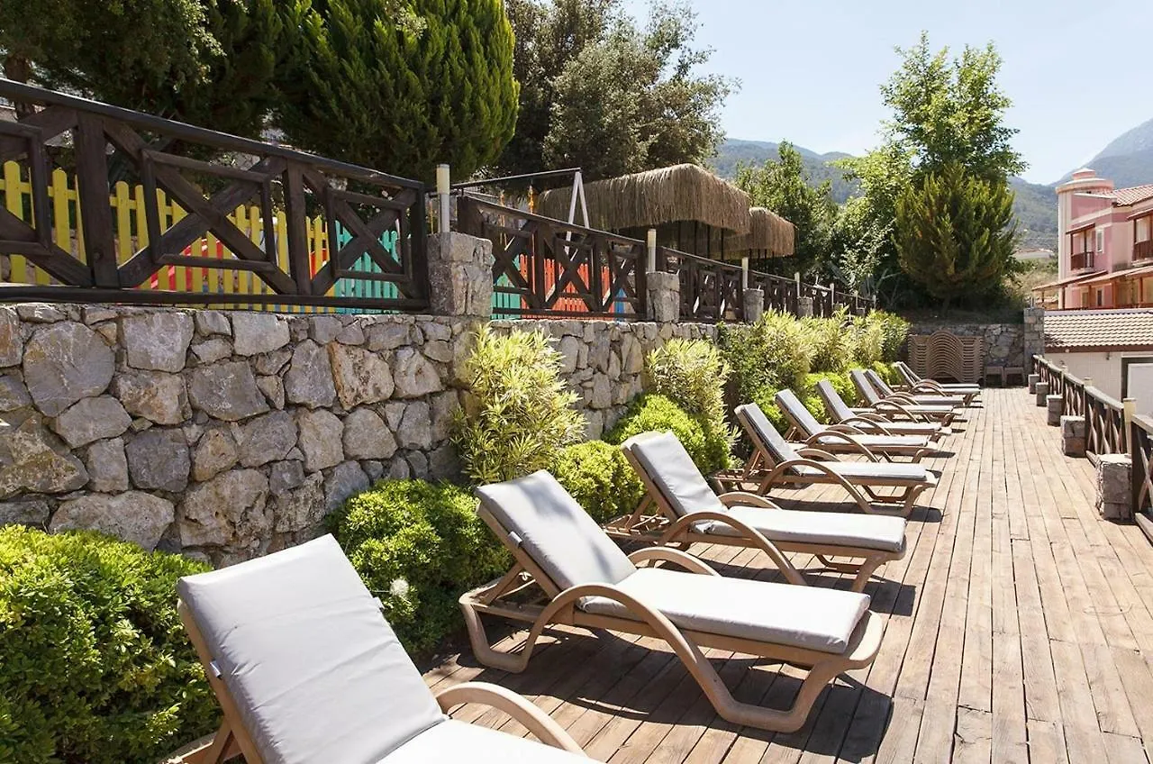 Konfor Suite Otel Cedit Отель