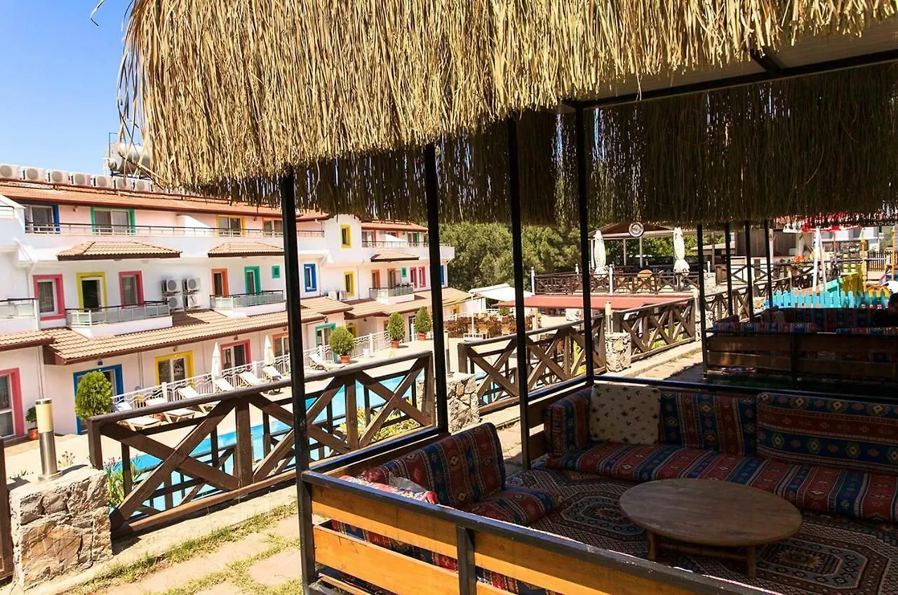 Konfor Suite Otel Cedit Отель